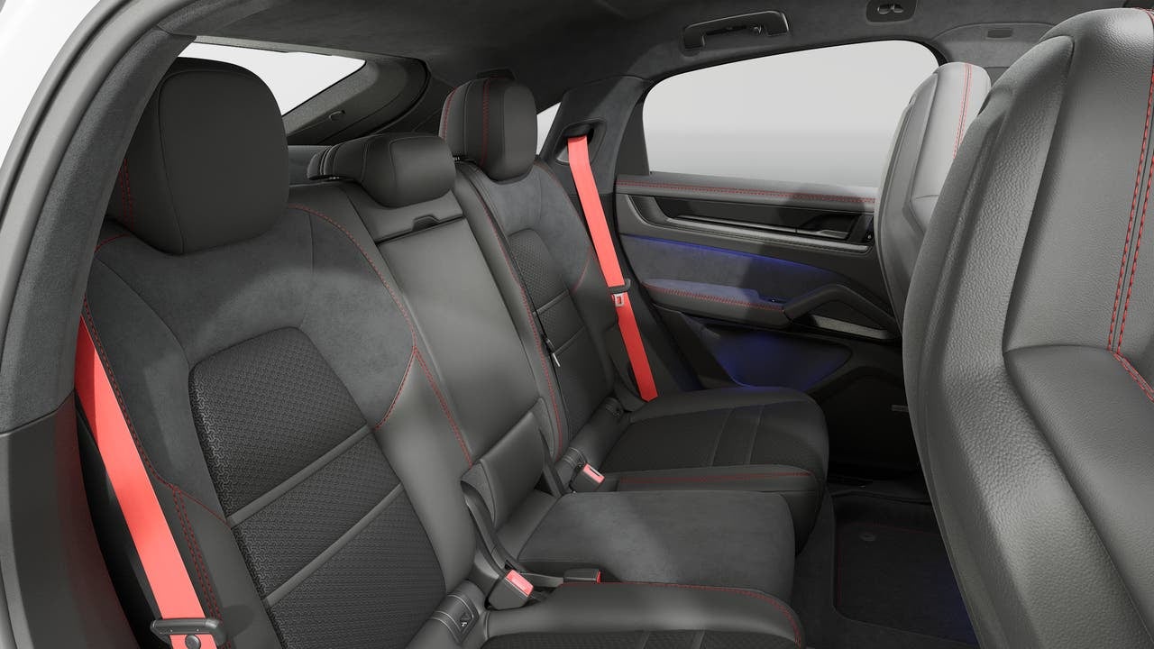 2027 Porsche Cayenne Cayenne GTS Coupe