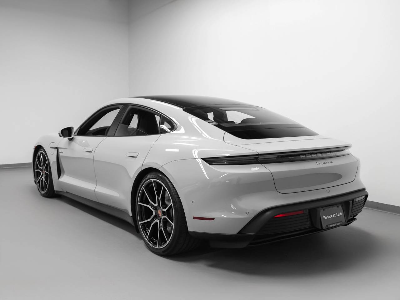 2026 Porsche Taycan 4