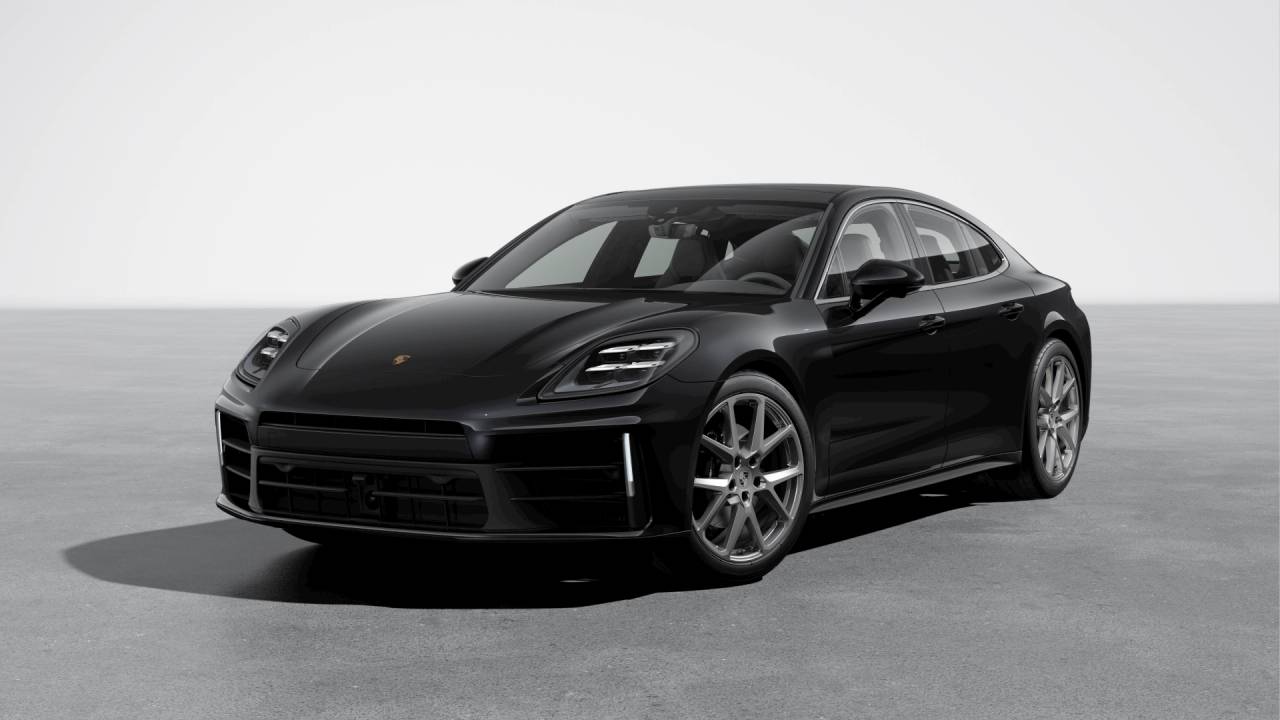 2026 Porsche Panamera 4
