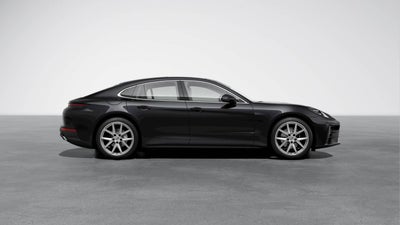 2026 Porsche Panamera 4