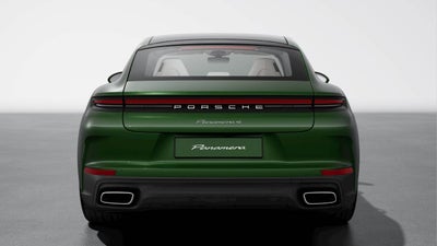 2026 Porsche Panamera 4