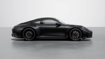 2026 Porsche 911 Carrera 4 GTS