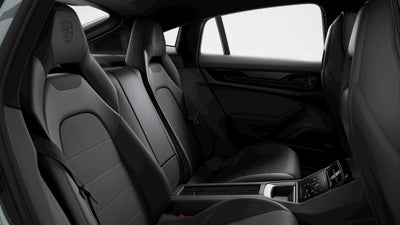 2026 Porsche Panamera 4