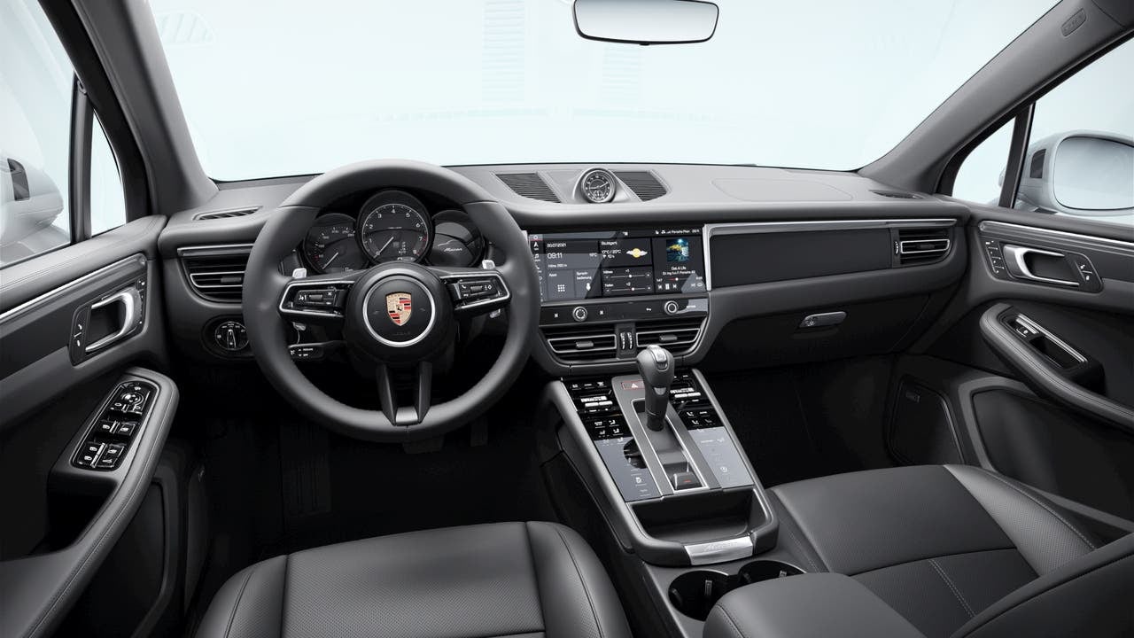 2026 Porsche Macan Base