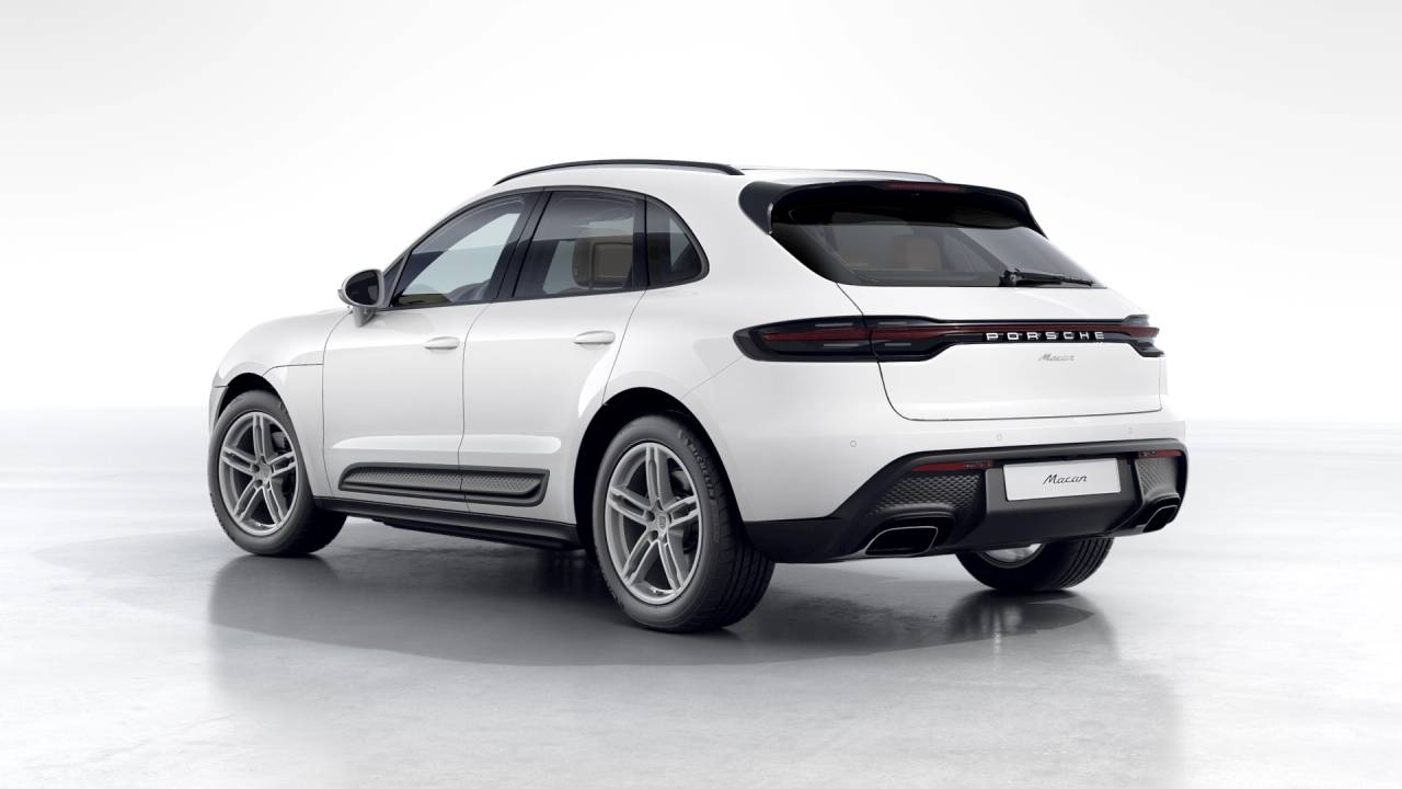 2026 Porsche Macan Base