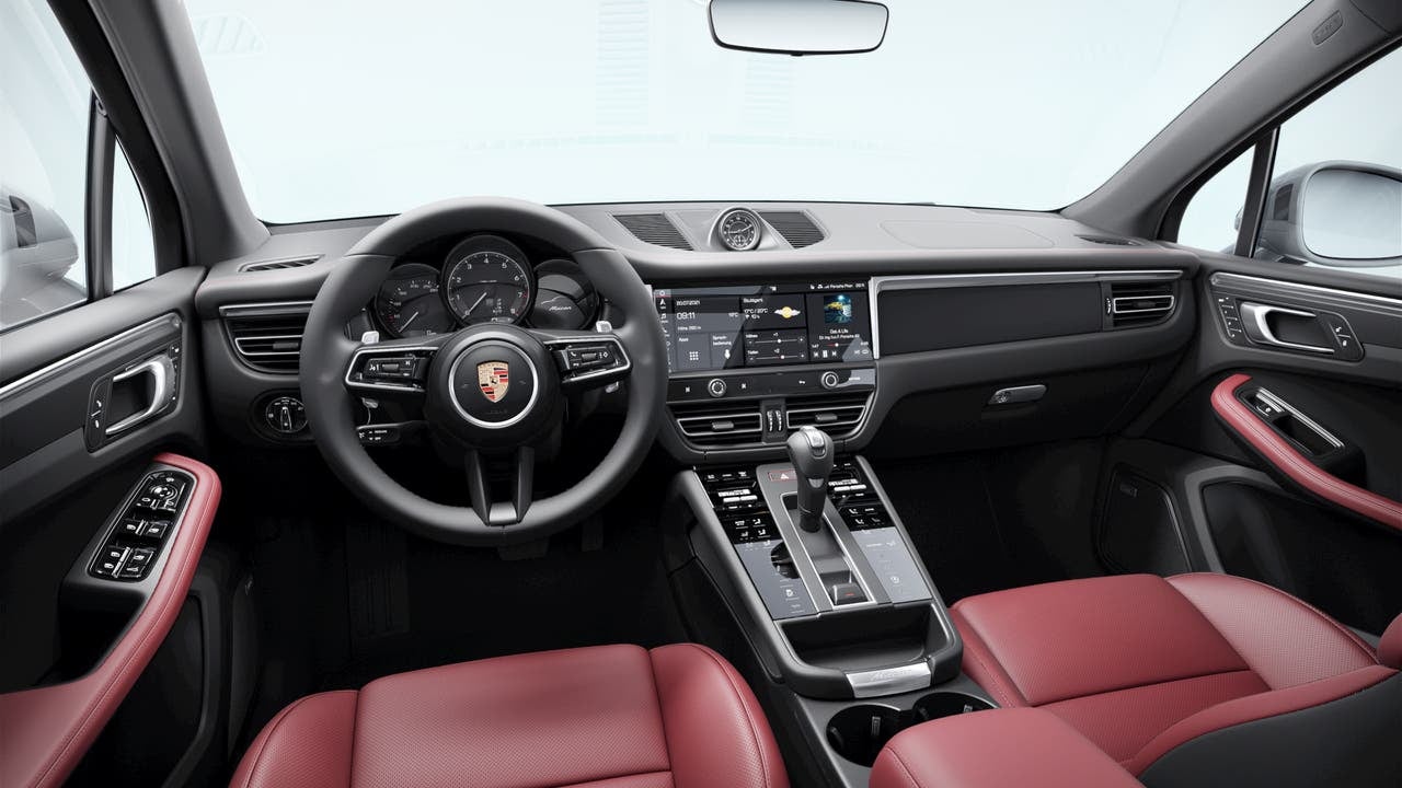 2026 Porsche Macan Base