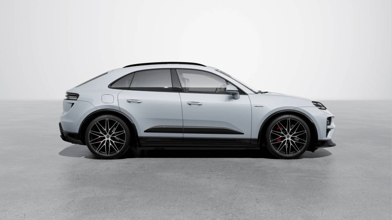 2026 Porsche Macan Macan Turbo Electric