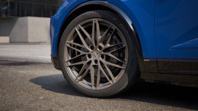 2026 Porsche Macan Macan Turbo Electric