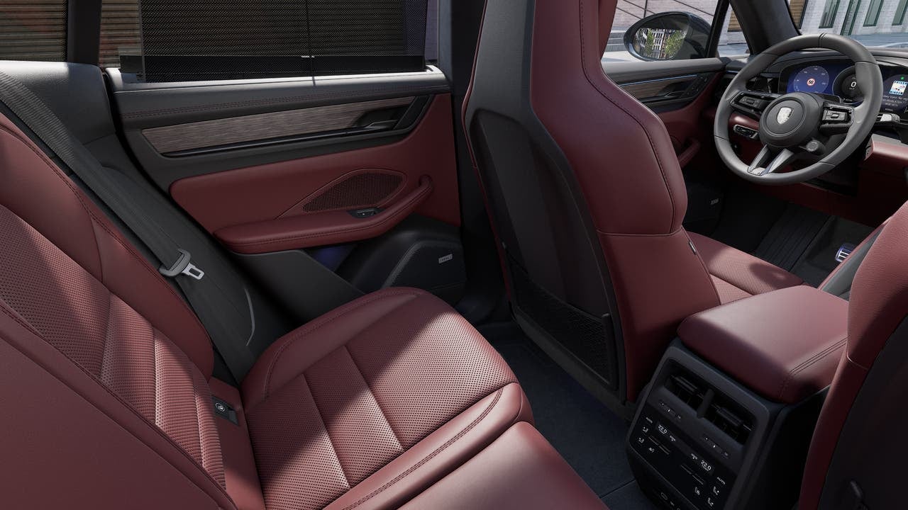 2026 Porsche Macan Macan Turbo Electric