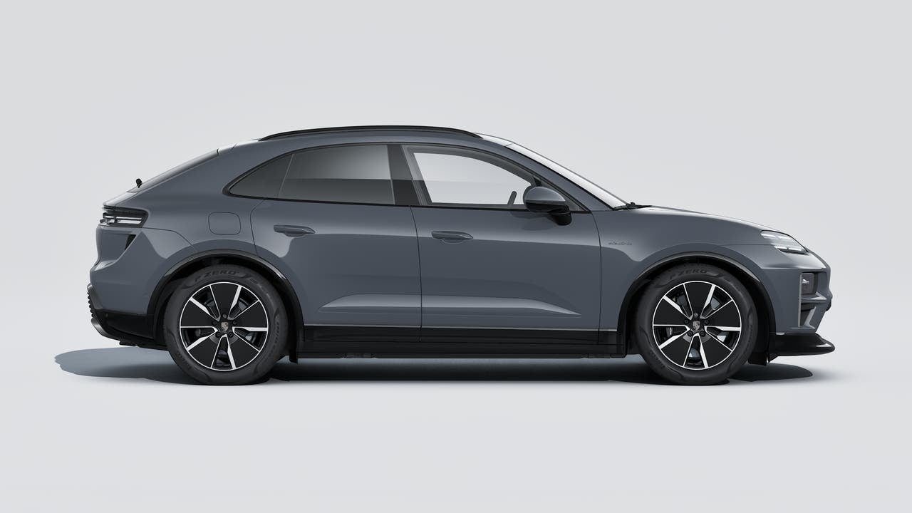 2026 Porsche Macan Macan Turbo Electric