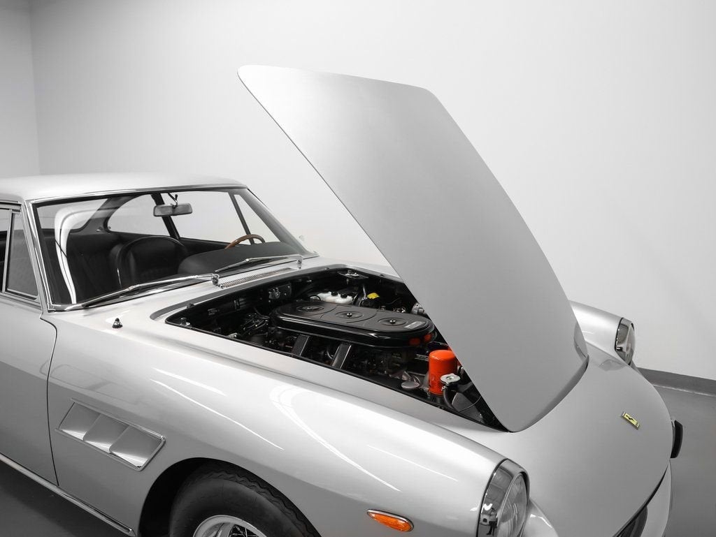 1967 Ferrari 330 GT 2+2 MK II