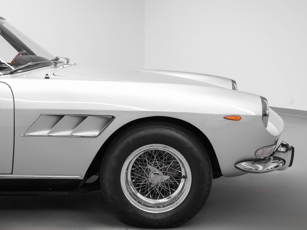 1967 Ferrari 330 GT 2+2 MK II