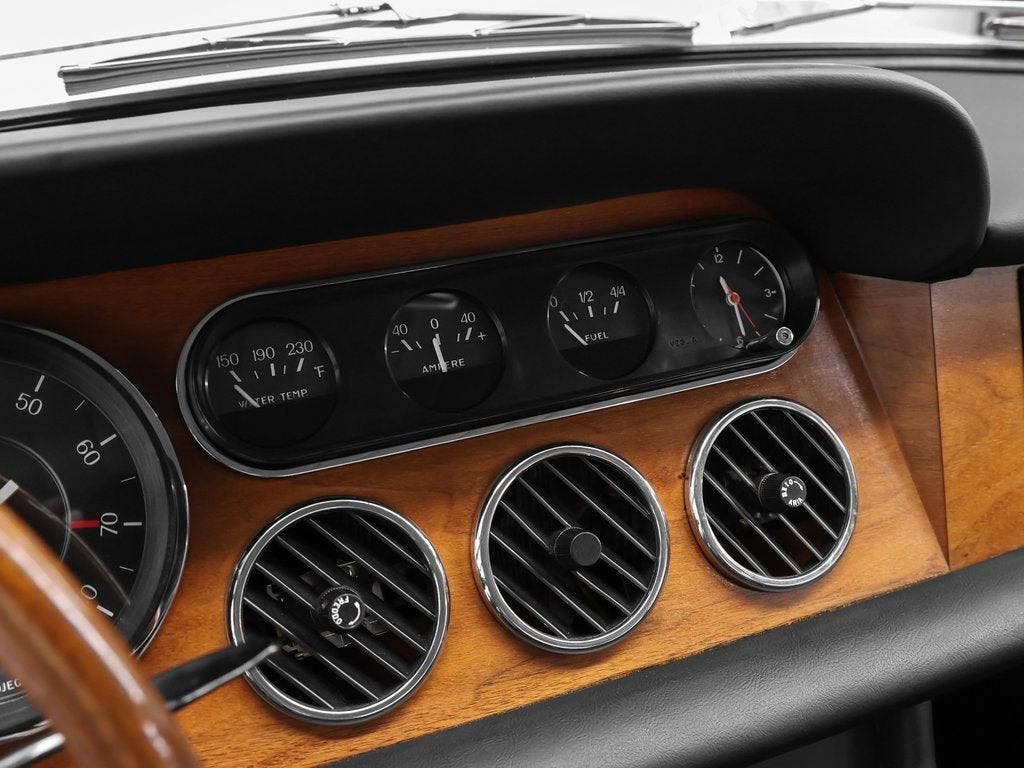 1967 Ferrari 330 GT 2+2 MK II