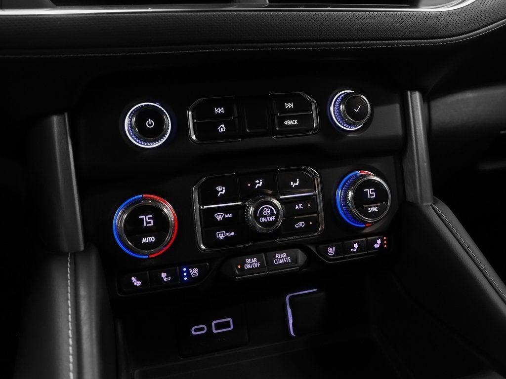 2023 GMC Yukon XL SLT