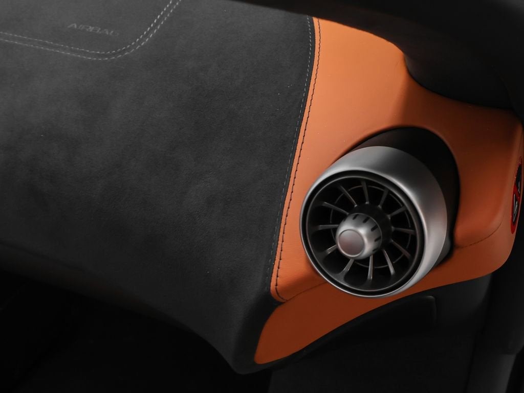 2013 McLaren MP4-12C Base