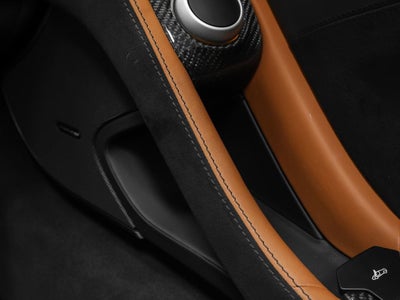 2013 McLaren MP4-12C Base