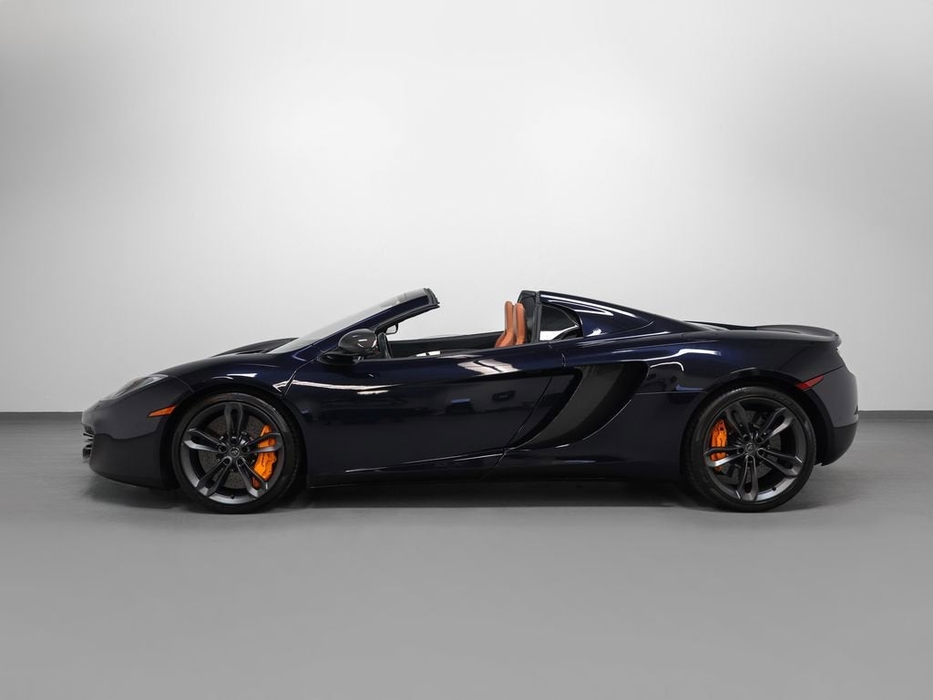 2013 McLaren MP4-12C Base