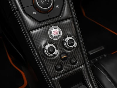 2016 McLaren 675LT Spider