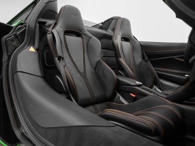 2025 McLaren 750S Base