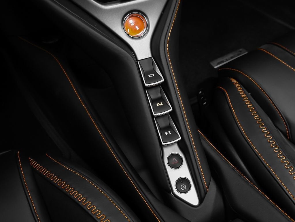 2025 McLaren 750S Base