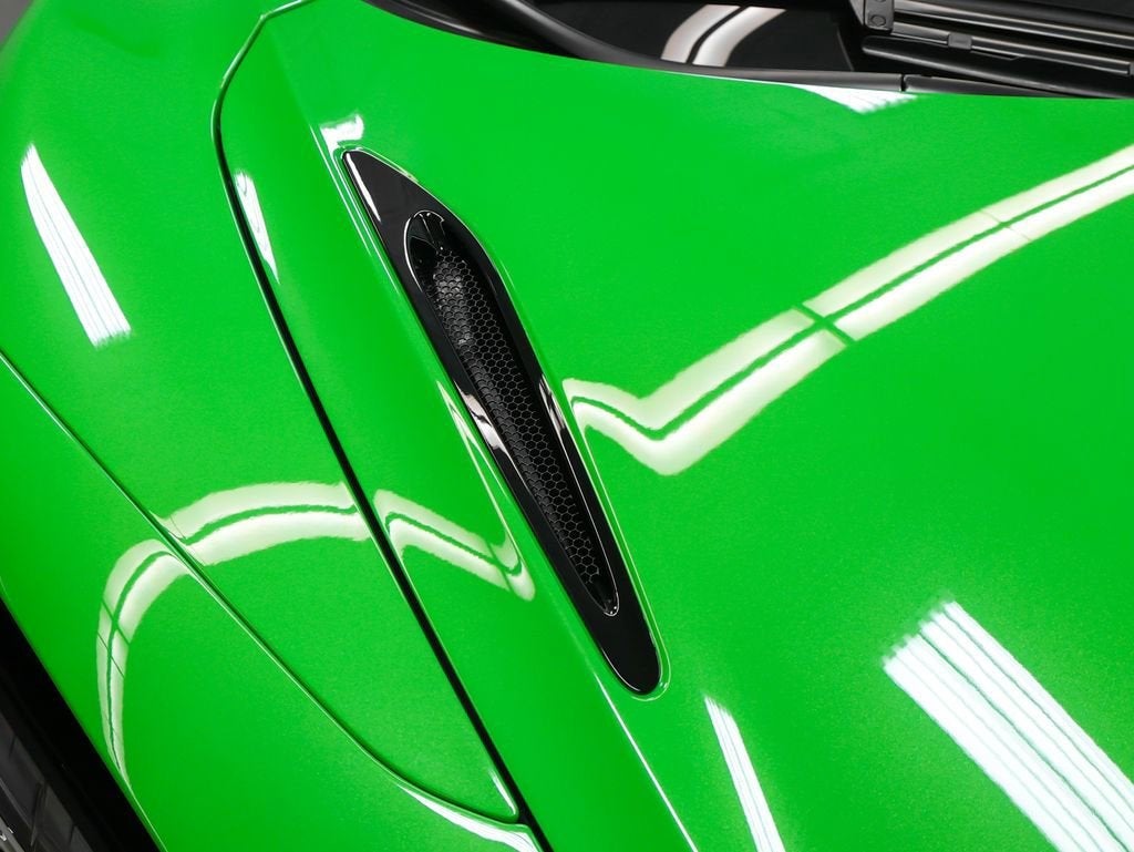 2025 McLaren 750S Base