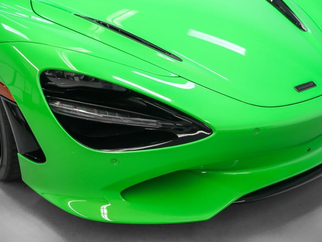 2025 McLaren 750S Base