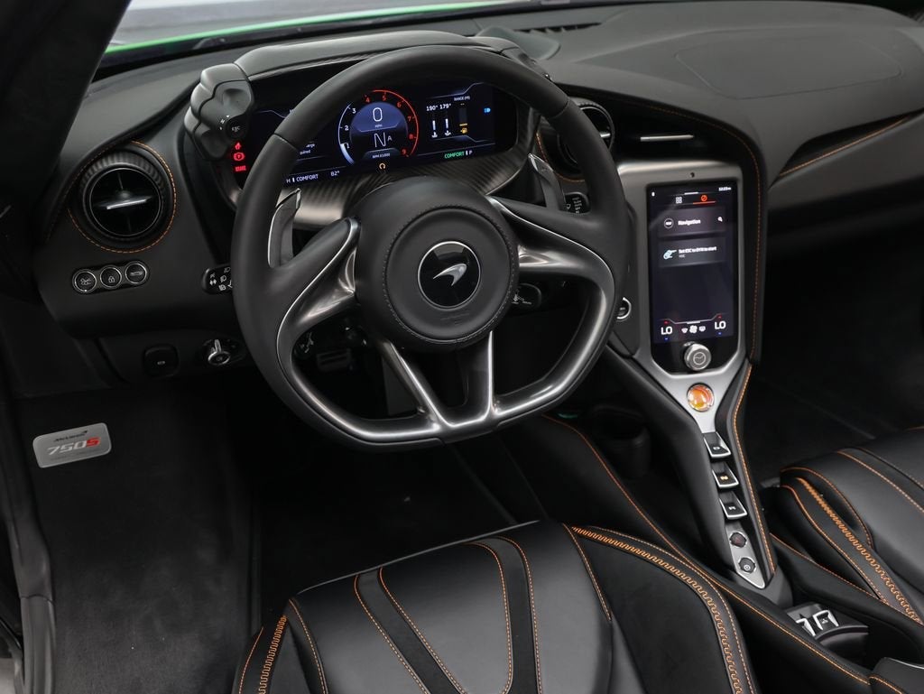 2025 McLaren 750S Base