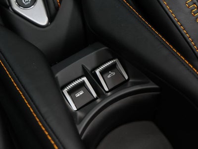 2025 McLaren 750S Base