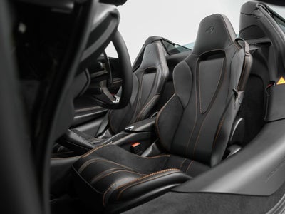2025 McLaren 750S Base