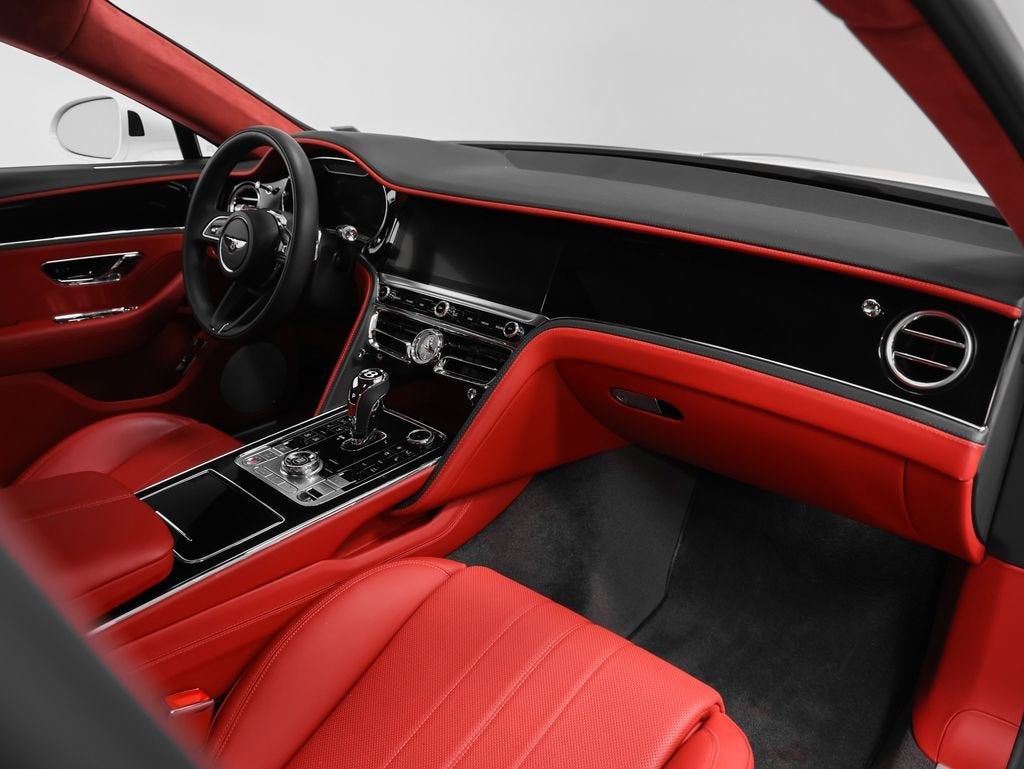 2022 Bentley Flying Spur V8