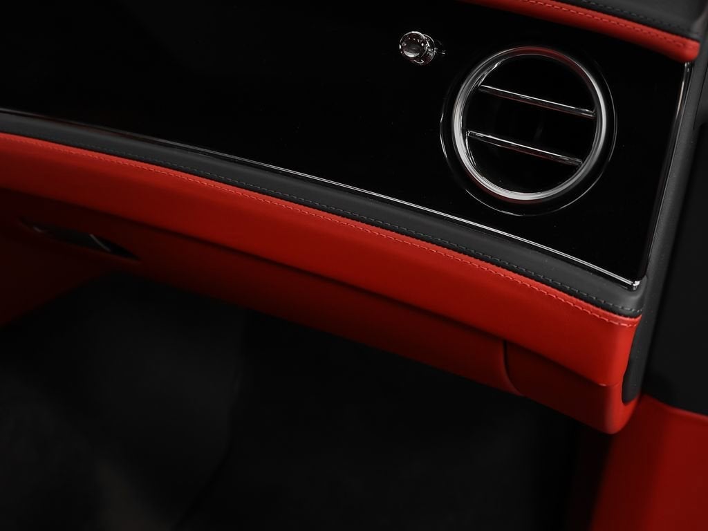 2022 Bentley Flying Spur V8