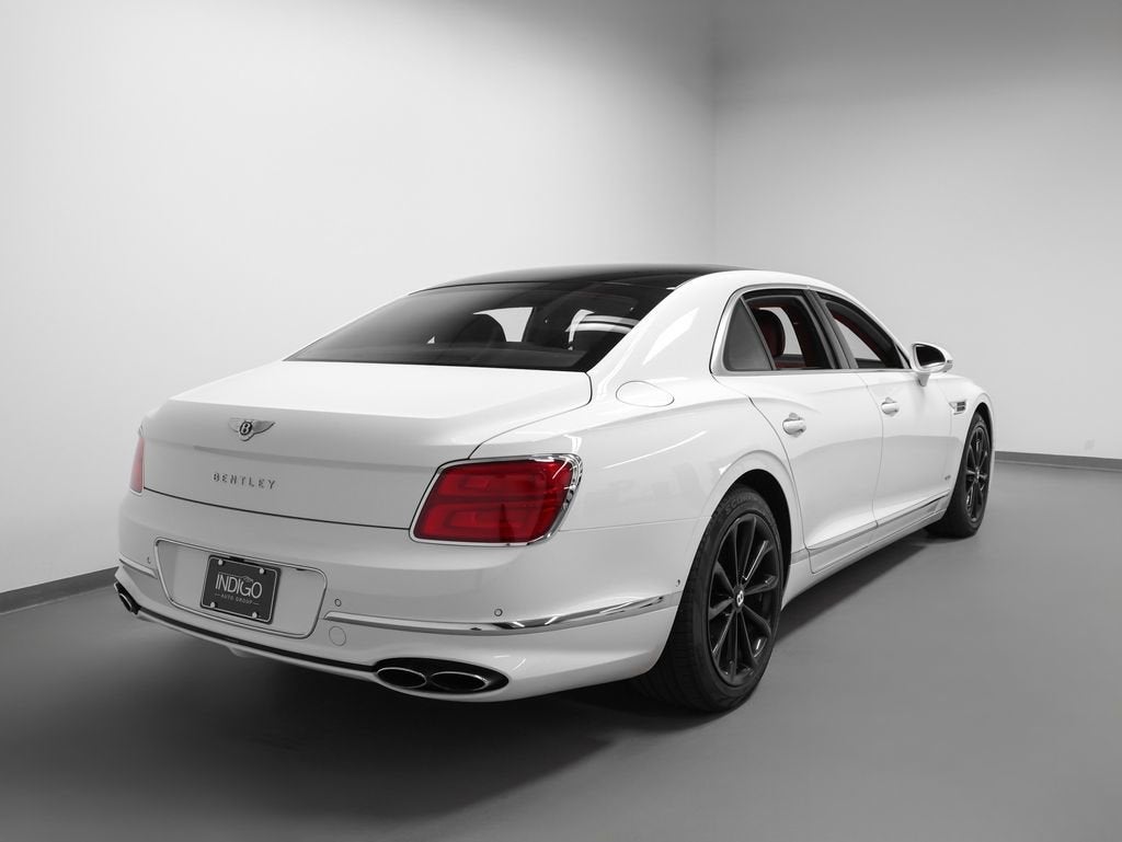 2022 Bentley Flying Spur V8