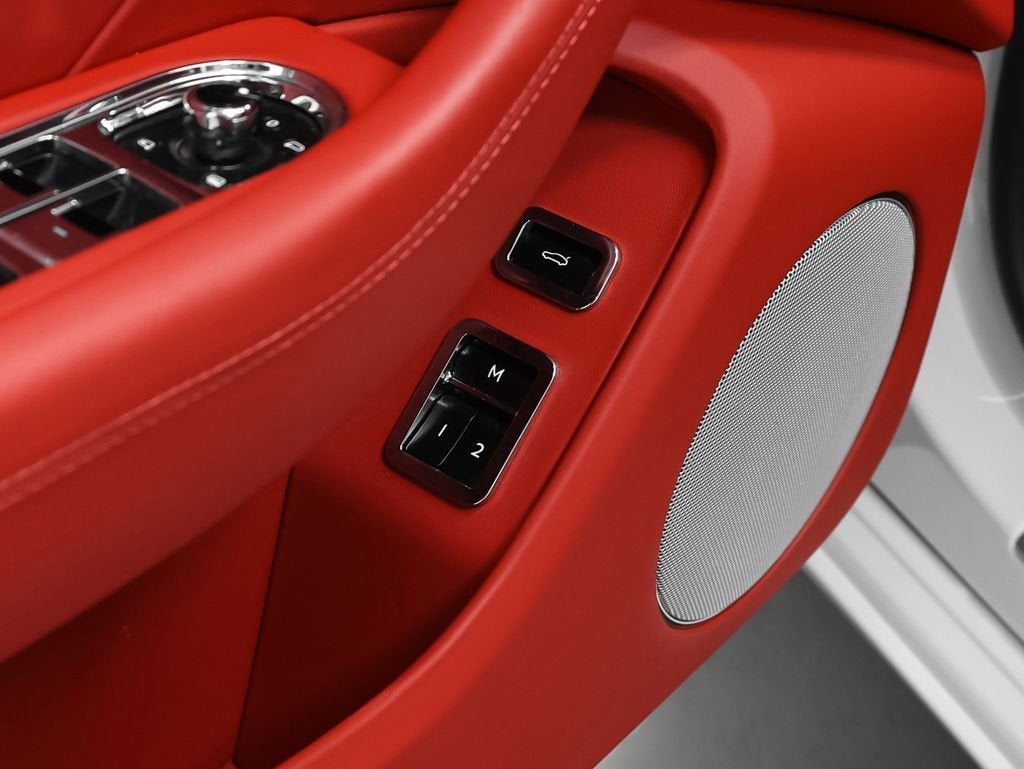 2022 Bentley Flying Spur V8
