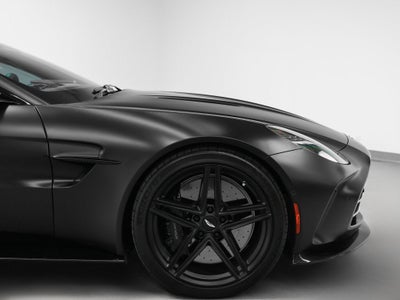 2025 Aston Martin Vantage Base