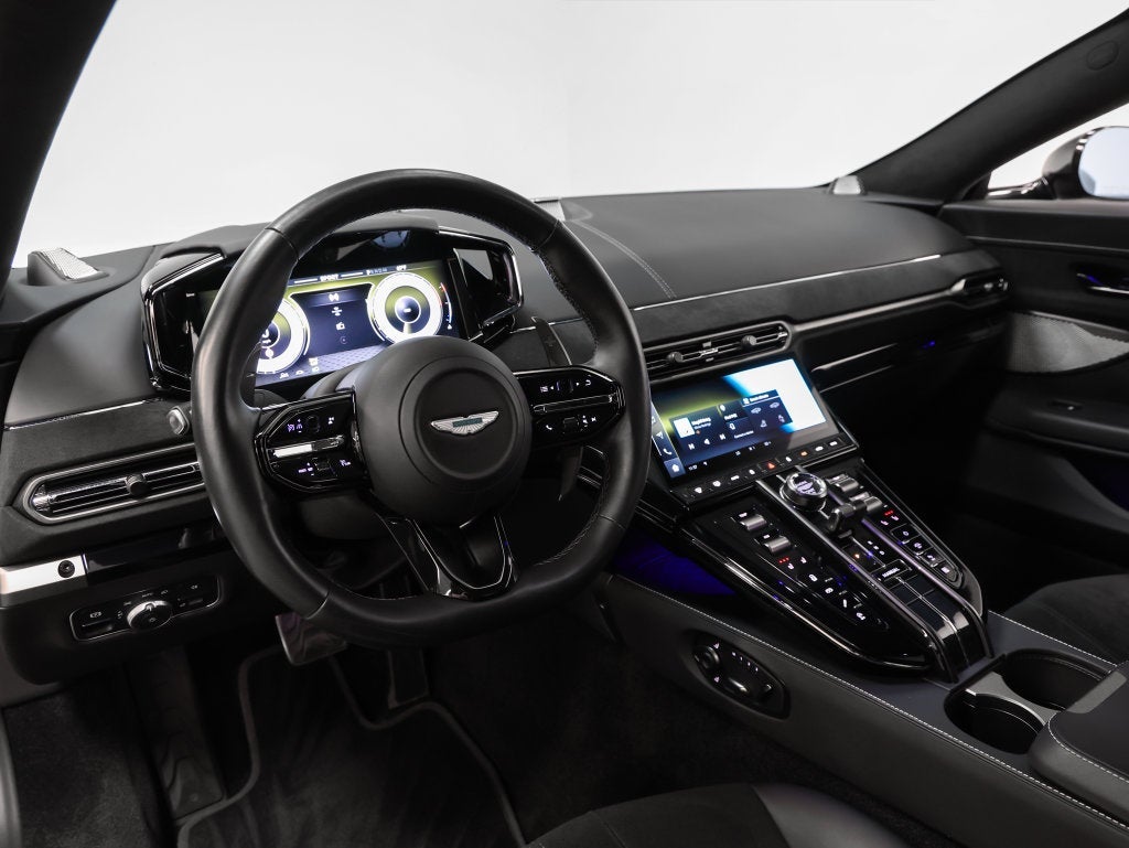 2025 Aston Martin Vantage Base