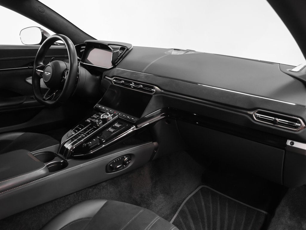 2025 Aston Martin Vantage Base