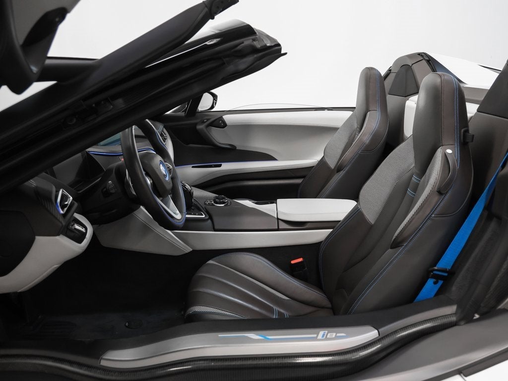 2019 BMW i8 Base