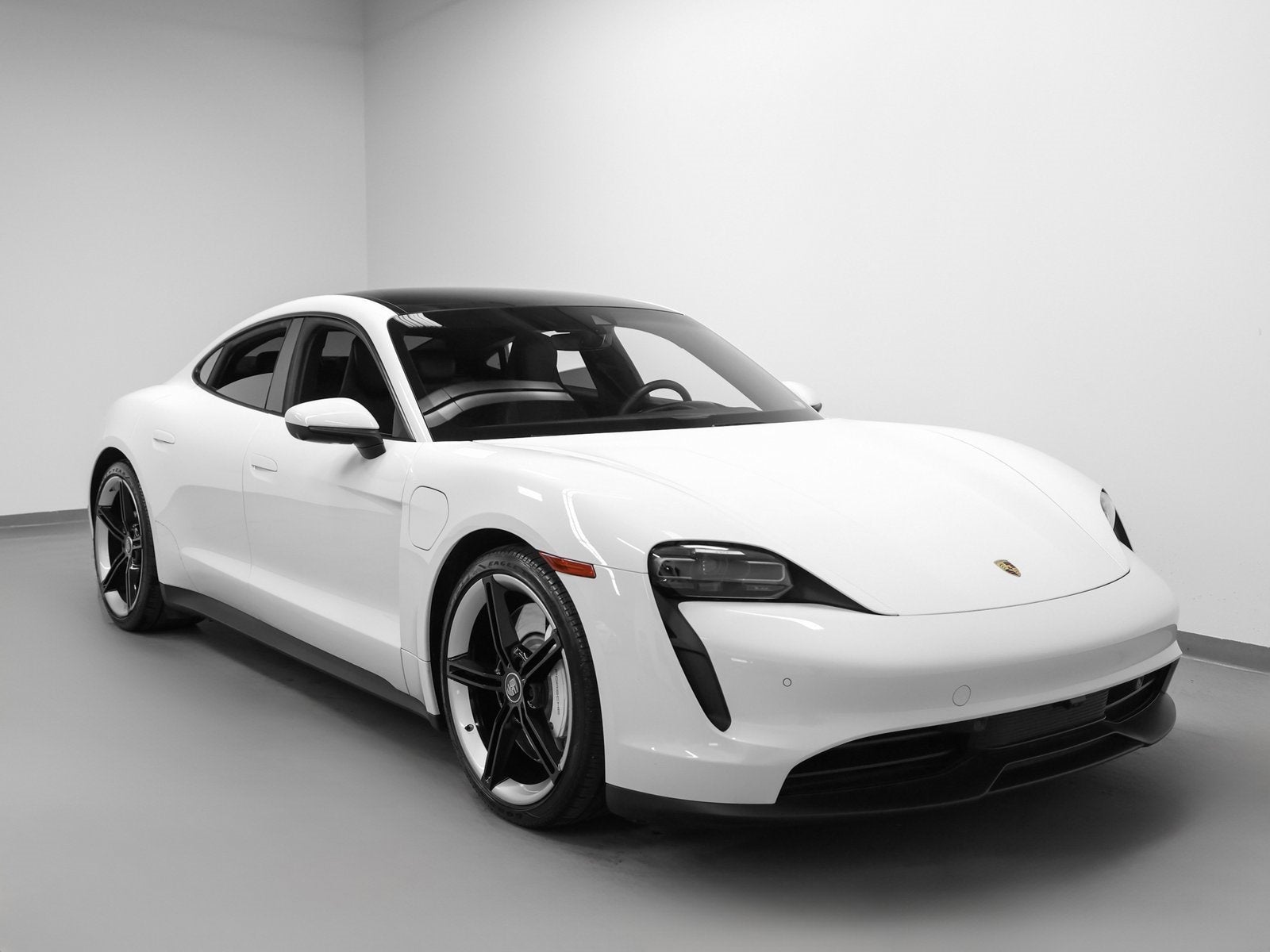 2022 Porsche Taycan Base