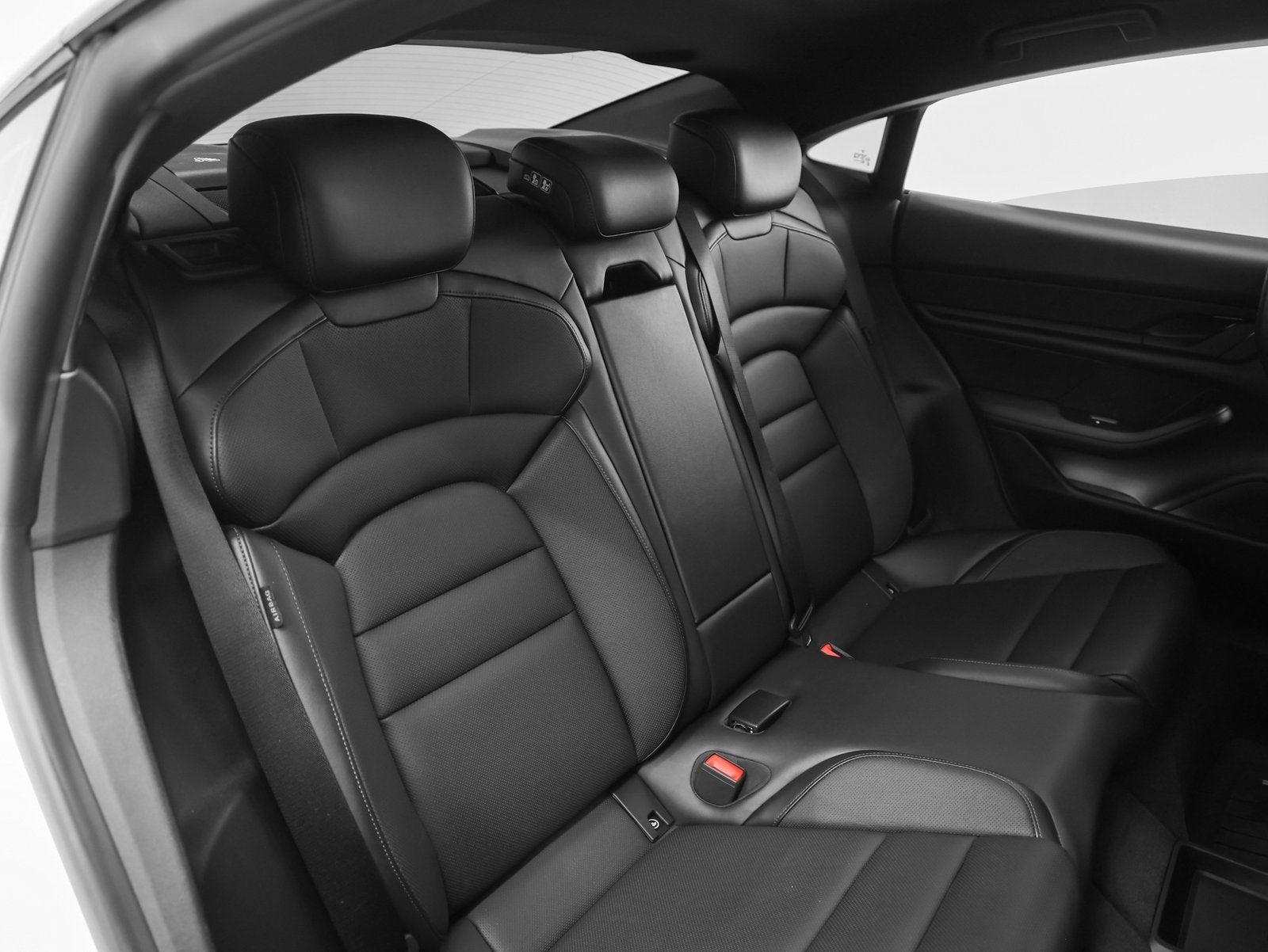 2022 Porsche Taycan Base