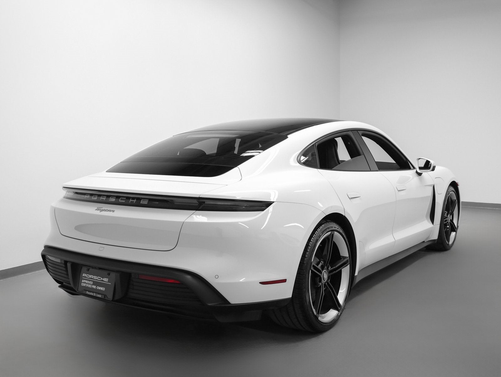2022 Porsche Taycan Base