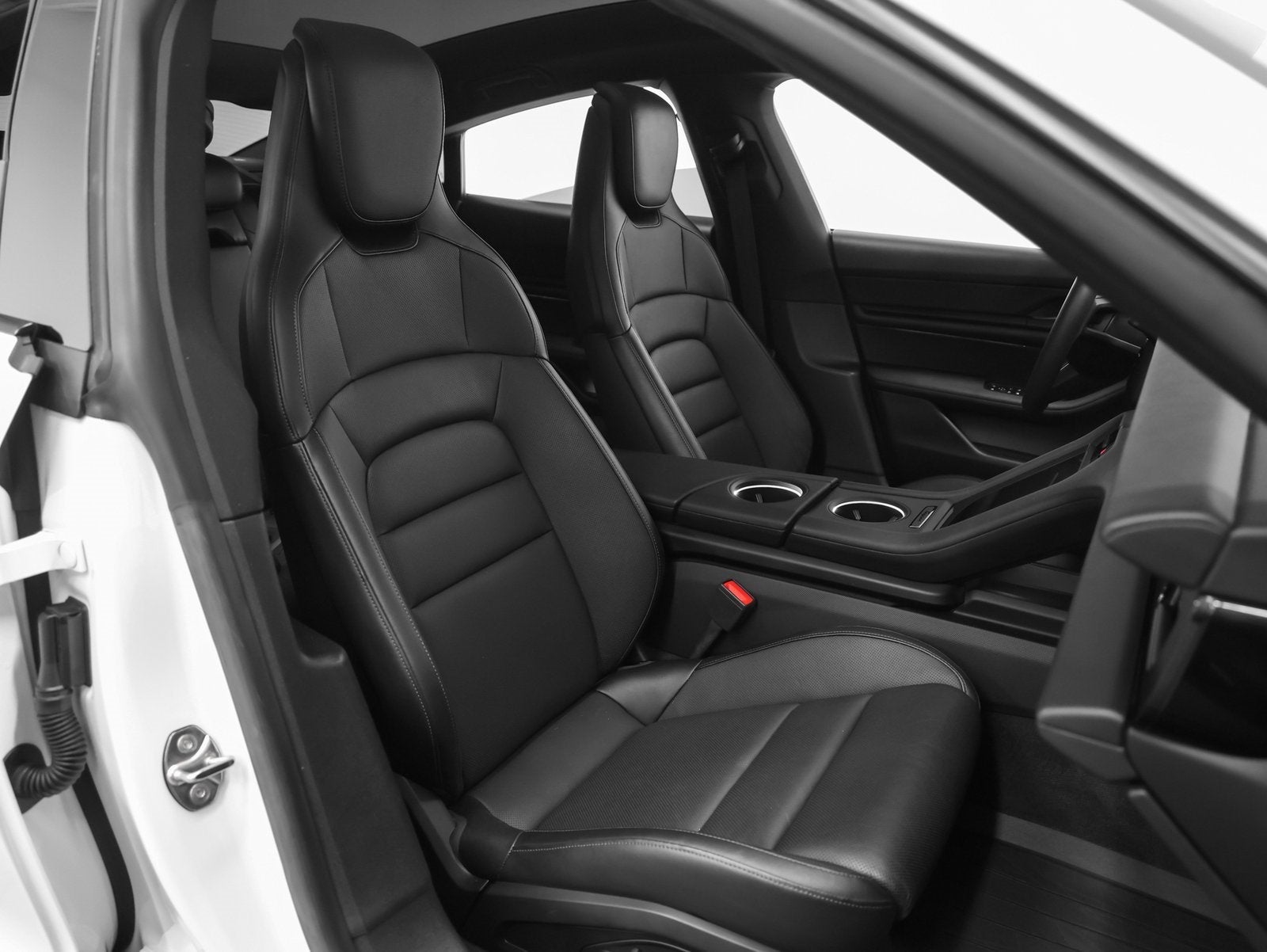 2022 Porsche Taycan Base