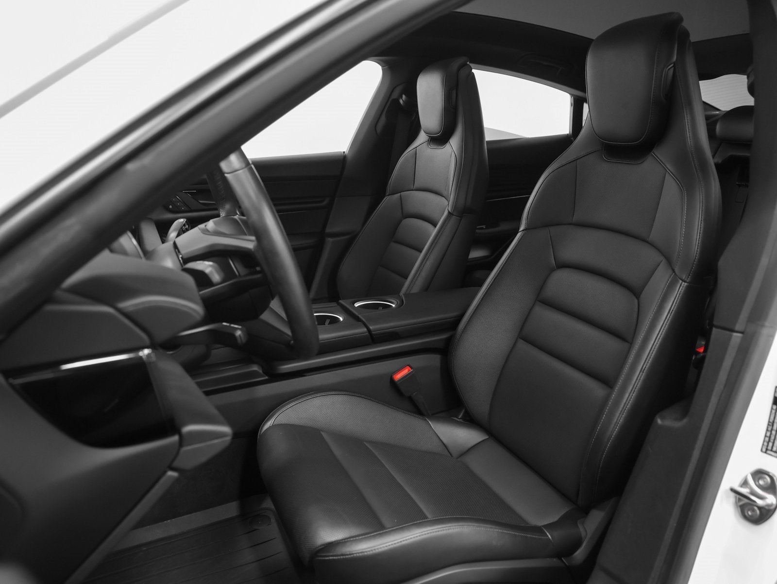 2022 Porsche Taycan Base