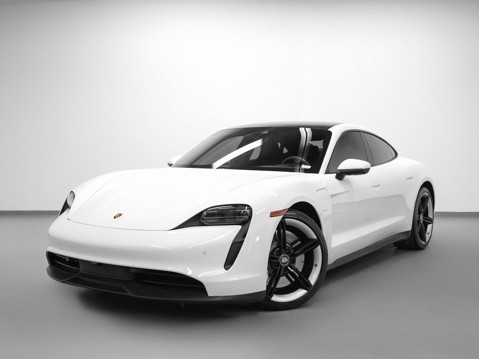 2022 Porsche Taycan Base