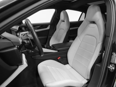 2025 Porsche Panamera 4