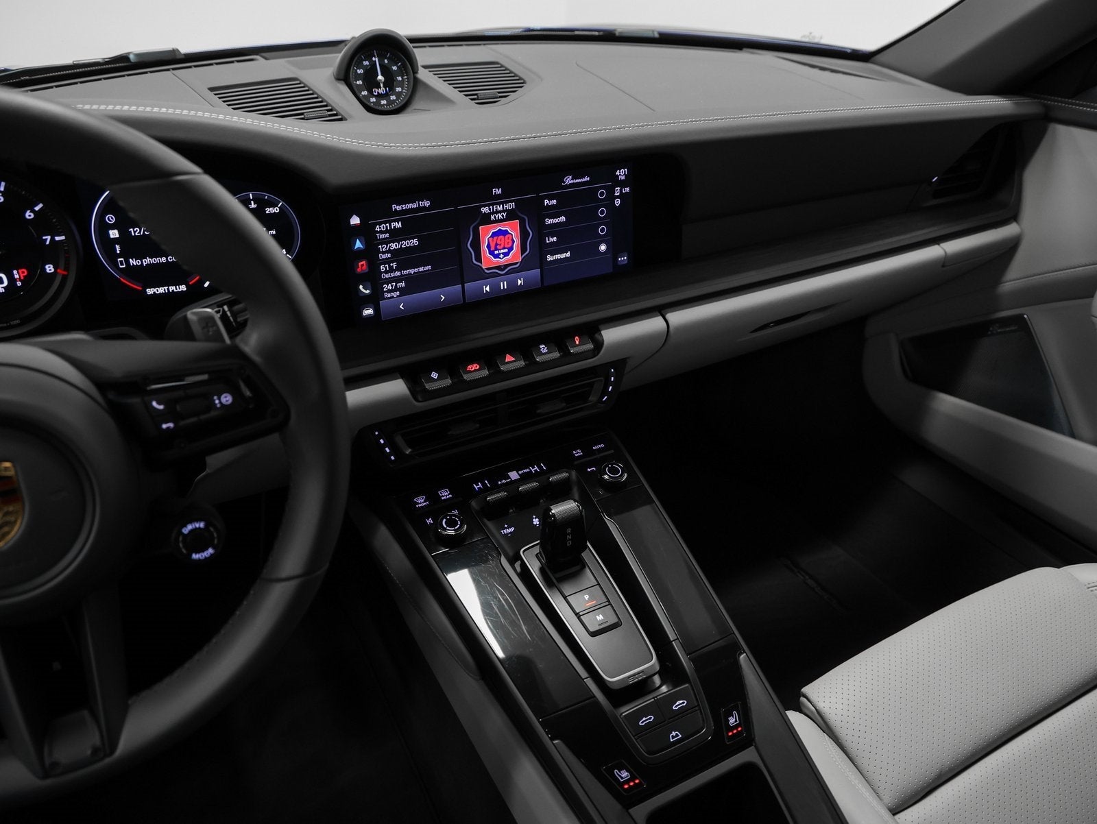 2022 Porsche 911 Carrera GTS