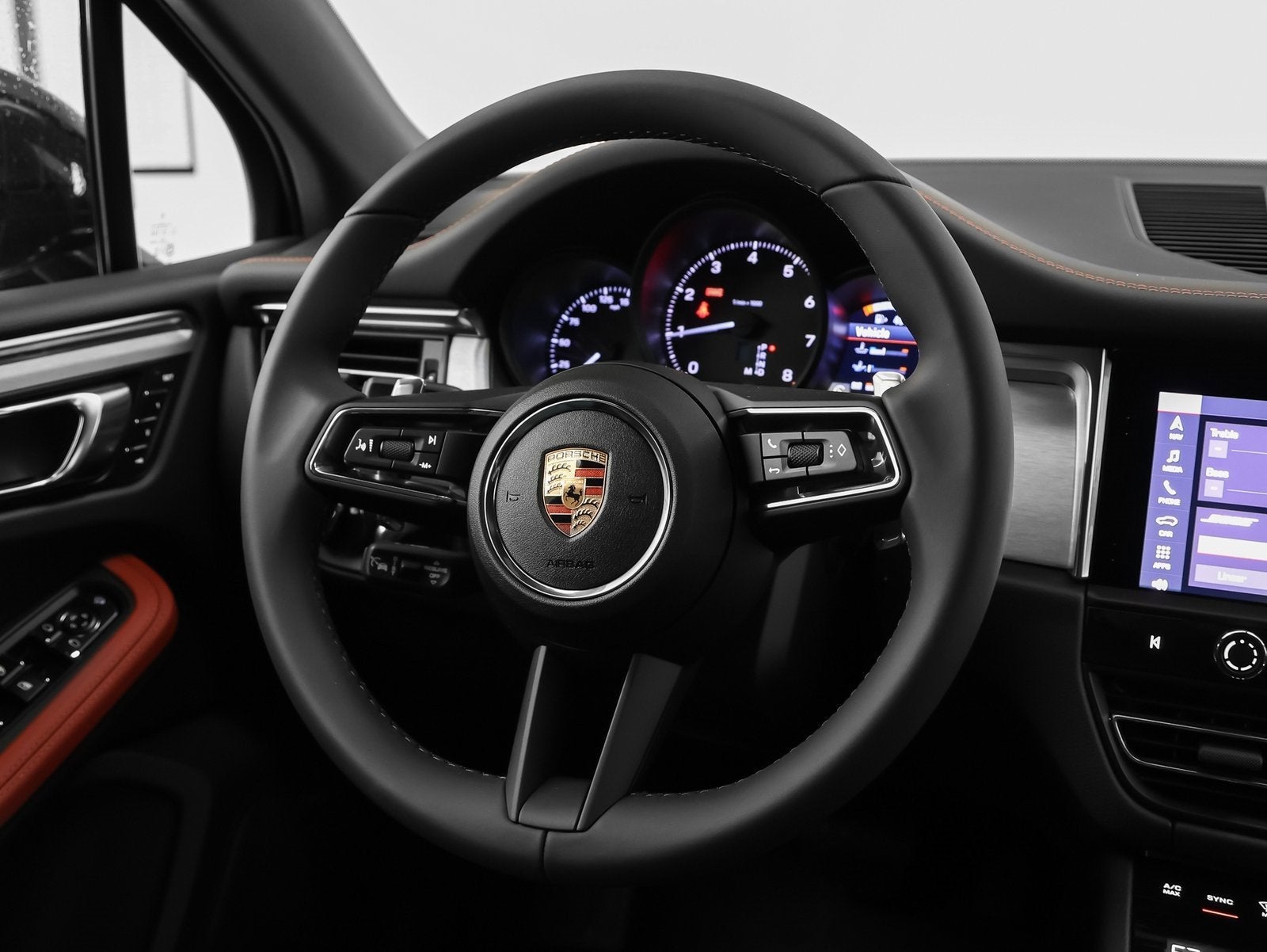 2025 Porsche Macan Base