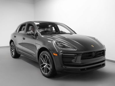 2025 Porsche Macan Base