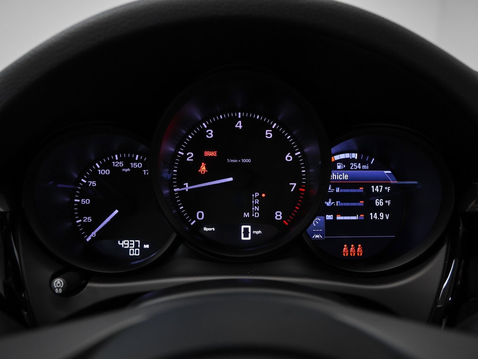 2025 Porsche Macan Base