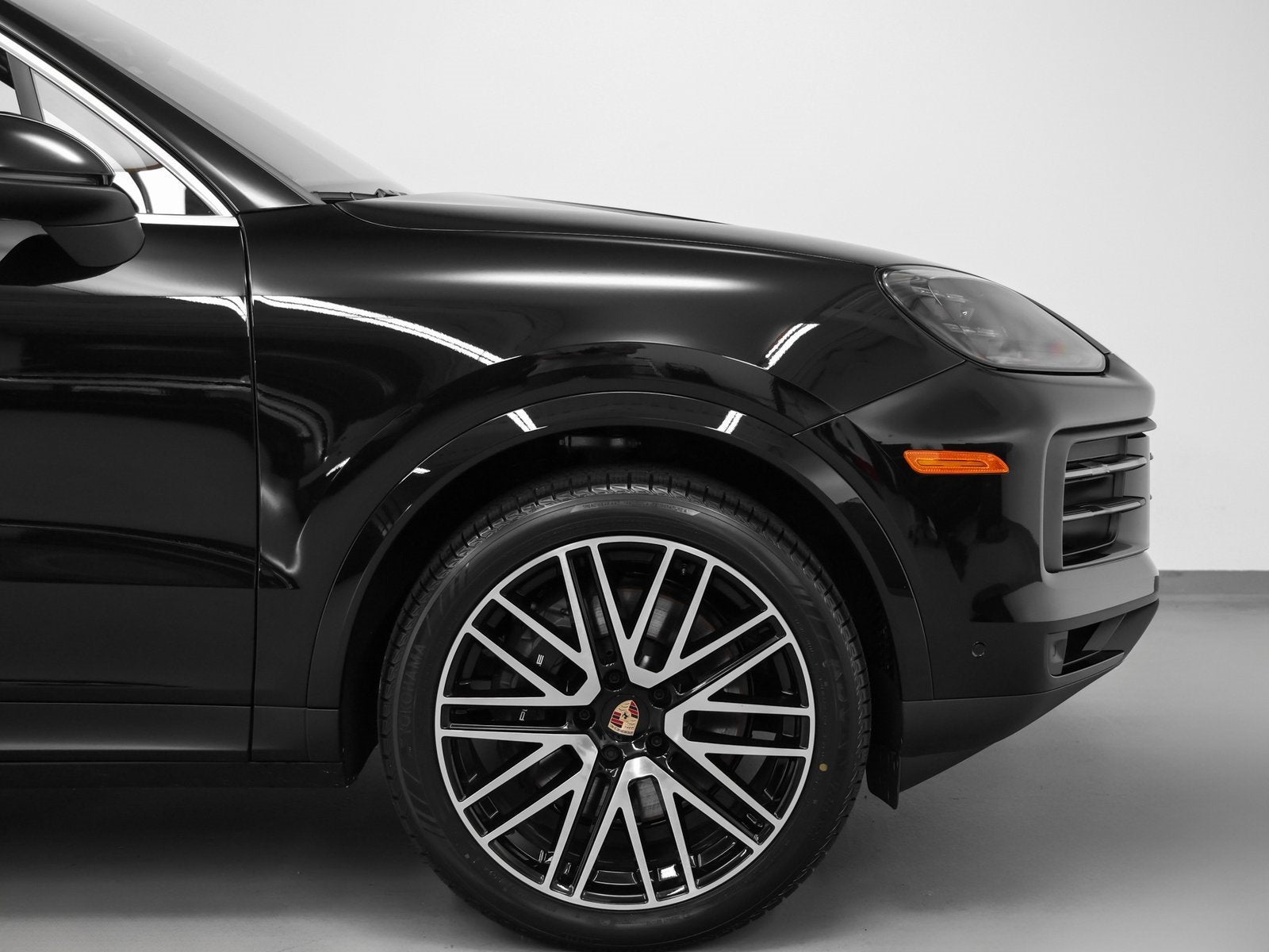 2025 Porsche Cayenne Base