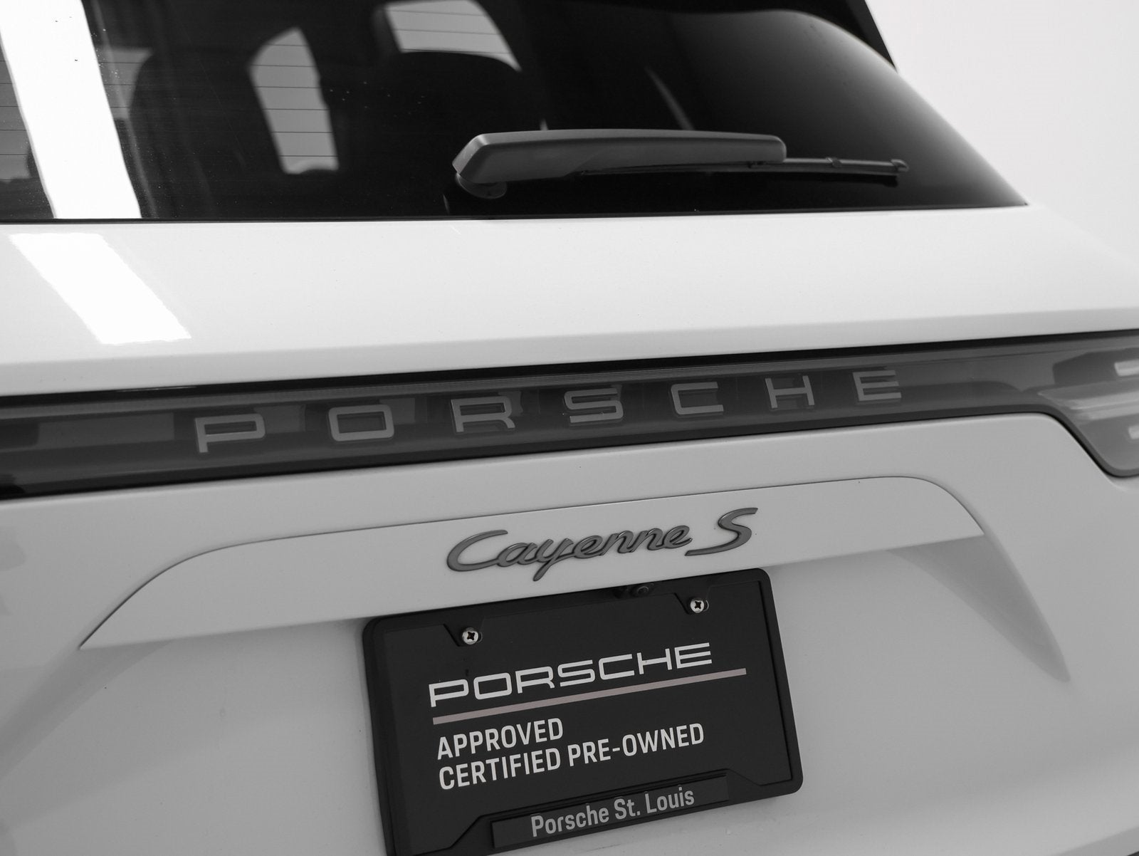2023 Porsche Cayenne S Platinum Edition